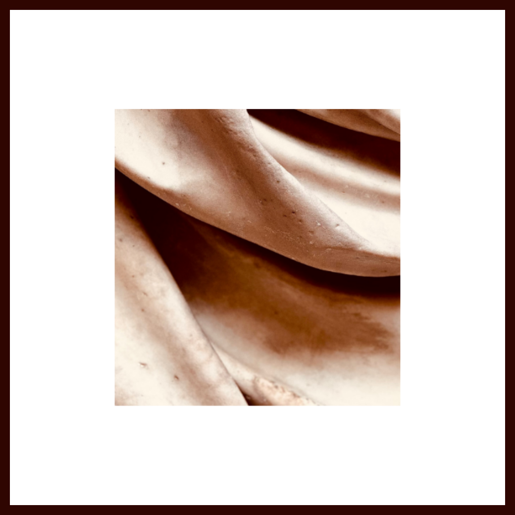 Drapés d&rsquo;Ivoire